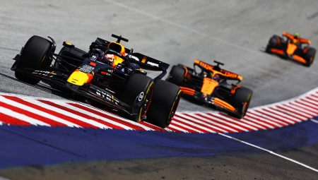 Πιάστρι για μονοθέσιο Red Bull: «Παραβιάζει τους κανονισμούς»