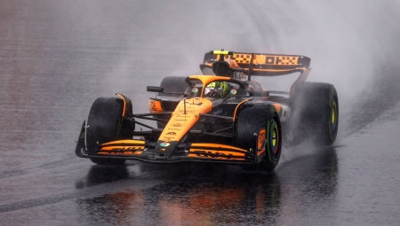 Όσα δεν φτάνει η McLaren τα κάνει κρεμαστάρια 