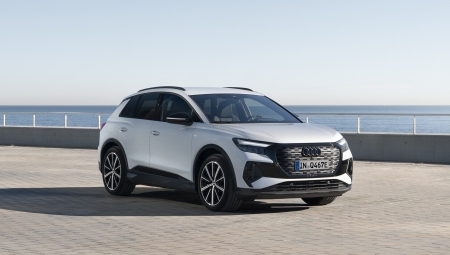 Νέες εκδόσεις για το Audi Q4 e-tron με πλουσιότερο εξοπλισμό (τιμές)