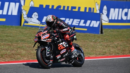 MotoGP Ιταλίας FP1 - Ισοπαλία για Μπετζέκι και Ακόστα