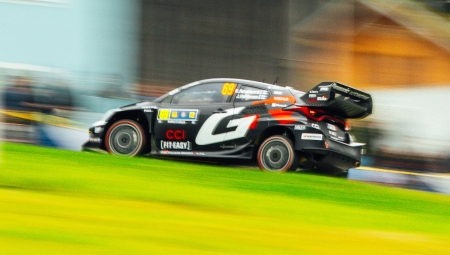 «Στενός κορσές» ο Ροβάνπερα στον Οζιέ στο Ράλλυ Κεντρικής Ευρώπης (vid)