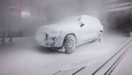 Η νέα Mercedes-Benz GLB είναι έτοιμη για τα... χιόνια