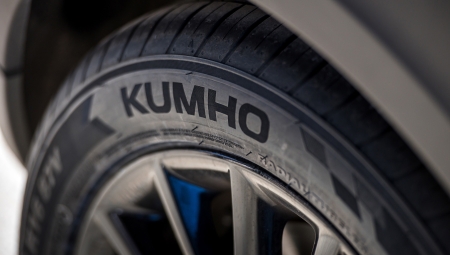 Kumho Tire: Επένδυση στην Ευρώπη και έμφαση στην ηλεκτροκίνηση