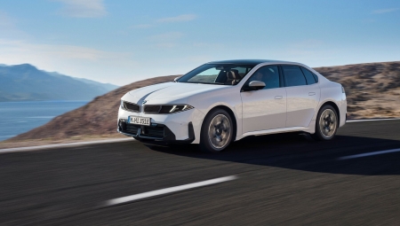 Η νέα BMW i3 είναι διαθέσιμη στην Ελλάδα: Οι τιμές και τα τεχνικά χαρακτηριστικά