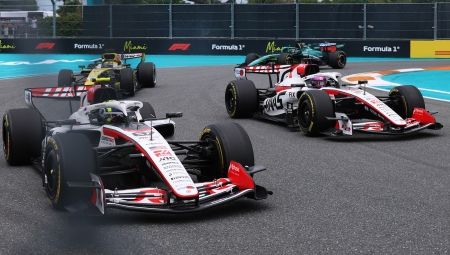 Haas H2H: O Μπέρμαν κέρδισε με ευκολία τον Οκόν