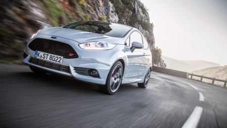Το Ford Fiesta των 200 ίππων εν δράσει (vid)