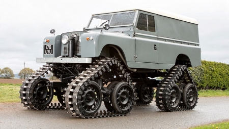 Τα 10 πιο «φευγάτα» Land Rover όλων των εποχών (pics)
