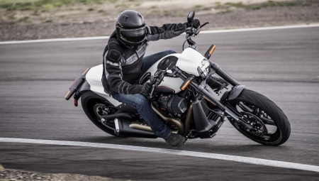 Η Harley-Davidson με το FXDR 114 αλλάζει τα δεδομένα!