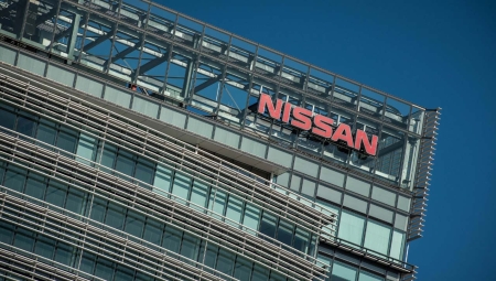 60 χρόνια συνεργασίας της ΝΙΚ. Ι. ΘΕΟΧΑΡΑΚΗΣ Α.Ε. με τη Nissan
