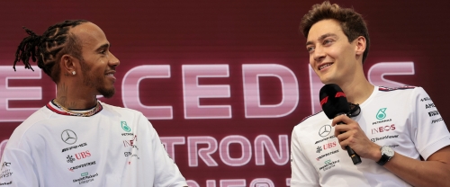 Ο Ράσελ θέλει να ακολουθήσει τα ηγετικά βήματα του Χάμιλτον: «Έδινε το παράδειγμα για όλους»