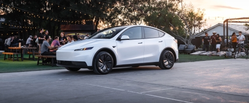 To Tesla Model Y τώρα με ακόμη μεγαλύτερη αυτονομία - Η τιμή του στην Ελλάδα
