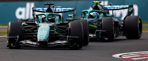 Καθυστερεί η B-spec έκδοση της Aston Martin AMR26