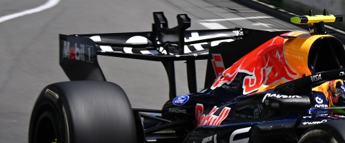Ομάδες της F1 βρήκαν «παράθυρο» στους κανονισμούς και παρουσίασαν καινοτόμες πίσω αεροτομές στο Μονακό