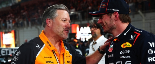Ξεκίνησαν το «φλερτ» Φερστάπεν και McLaren