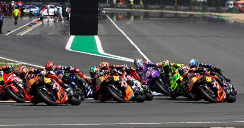 Η τελική σχάρα εκκίνησης του αγώνα MotoGP στο Μπρνο 