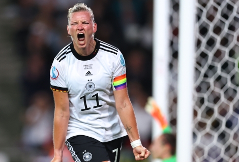 Η FIFA απαγορεύει στις παίκτριες της εθνικής Γερμανίας να φορούν το περιβραχιόνιο του ουράνιου τόξου!
