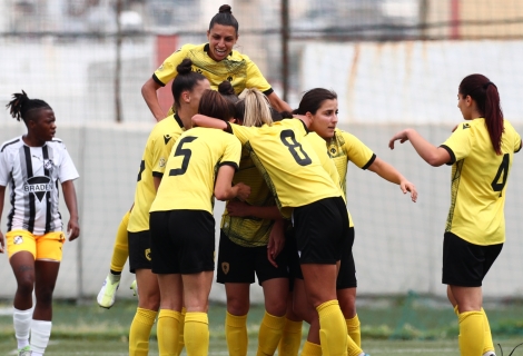 aek ofi ginaikes 