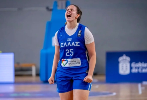 Η Φωτεινή Σύπρα με την Εθνική