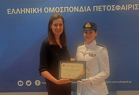 Ποια είναι η «ιπτάμενη» Αγγελική Σουντουλουμάκη που κατέκτησε το Βραβείο Αριστείας της ΕΟΠΕ