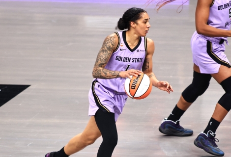 WNBA: Oι Valkyries άντεξαν και ισοφάρισαν σε 2-2 τους τελικούς