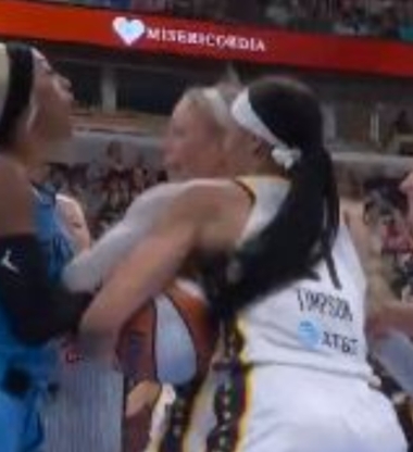 WNBA: Η στιγμή της έντασης μεταξύ Κάνινγκχαμ και Κάρινγκτον
