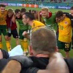 Αρχηγική ομιλία Μπέιλ στο κέντρo του γηπέδου! (vid)