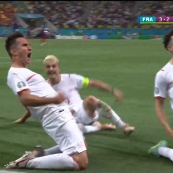 Ο Γκαβράνοβιτς με γκολάρα στο 90' έκανε το 3-3 και έστειλε το ματς στην παράταση (vid)