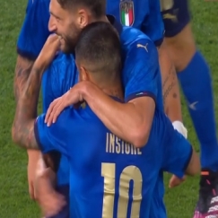 Πετούσε φωτιές η Ιταλία, τεσσάρα στην Τσεχία του Κρμέντσικ