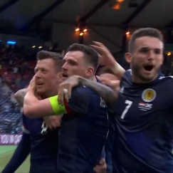 Ο ΜακΓκρέγκορ το πρώτο γκολ των Σκωτσέζων και 1-1 (vid)