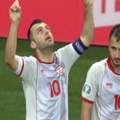 Βασικός ο Πάντεφ στο τελευταίο του ματς, με Μάλεν - Χράφενμπερχ οι Οράνιε