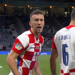 Κόρνερ ο Μόντριτς, ωραία κεφαλιά ο Πέρισιτς και 3-1 η Κροατία (vid)