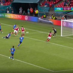 Με Πεσίνα το 2-0 κι αγγίζει την πρόκριση η Ιταλία (vid)