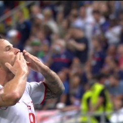 Ο Σεφέροβιτς με φοβερή κεφαλιά άνοιξε το σκορ για την Ελβετία (vid)