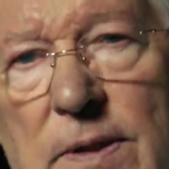 Σεκιουριτάς έριξε «πόρτα» στον Σερ Άλεξ Φέργκιουσον (pic)