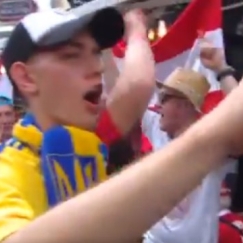 Πάρτι με «Will Grigg's On Fire» από Ουκρανούς κι Αυστριακούς πριν από τον «τελικό» πρόκρισης (vid)