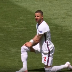 Αποδοκιμασίες στο «Γουέμπλεϊ» για τους Άγγλους που γονάτισαν