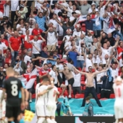 Η Ιταλία απαγορεύει στους Άγγλους οπαδούς να ταξιδέψουν στη Ρώμη!