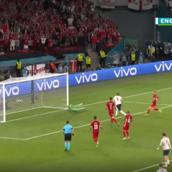 Το 2-1 ο Κέιν με το... rebound, πρώτος Άγγλος σκόρερ σε μεγάλες διοργανώσεις! (vid)