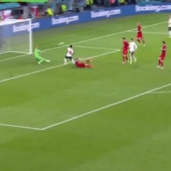 Η μεγάλη απόκρουση του Σμάιχελ στον Στέρλινγκ (vid)