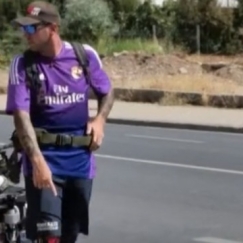 Θρίλερ με Ισπανό φίλαθλο που ξεκίνησε περπατώντας για το Κατάρ κι αγνοείται εδώ και δύο εβδομάδες (vid)