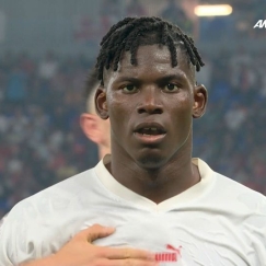 O Εμπολό ισοφάρισε και έδωσε εκ νέου προβάδισμα πρόκρισης στην Ελβετία, 2-2 με τη Σερβία (vid)