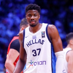 Αντετοκούνμπο