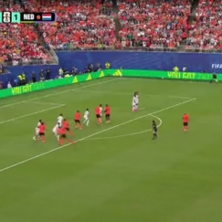 Στο 2-0 η Ολλανδία από το πρώτο επτάλεπτο κόντρα στην Τυνησία!