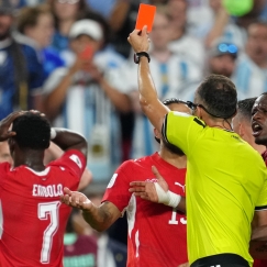 Η IFAB αλλάζει κανονισμό που έφερε αποβολή υπέρ της Αργεντινής
