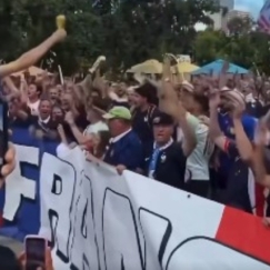 Το Ντάλας μετατράπηκε σε... Παρίσι από τους οπαδούς της Γαλλίας