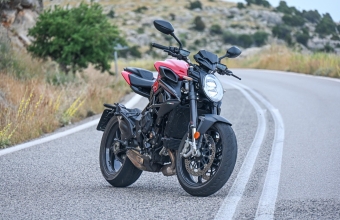 Οδηγήσαμε την MV Agusta Brutale 800 R: Το απόλυτο ιταλικό έργο τέχνης των δύο τροχών