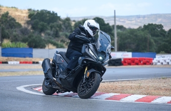 Οδηγήσαμε στην Ελλάδα το Voge SR450X: H δικύλινδρη επανάσταση