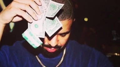 Ο Drake πήγε πάλι «κουβά»: Το ποσό που έχασε στη μάχη Jake Paul-Anthony Joshua