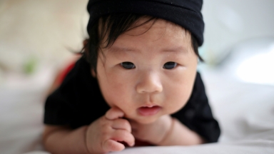 Η Κίνα φορολογεί τα προφυλακτικά για να αυξήσει τις γεννήσεις – Αντιδράσεις και ειρωνεία