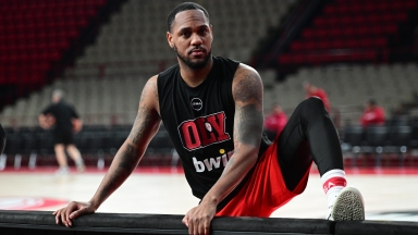 Το νούμερο του Μόντε Μόρις στον Ολυμπιακό